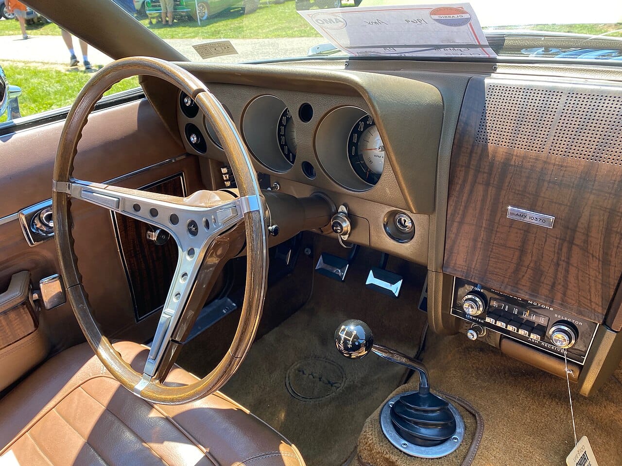 Why Manual Transmissions Are Quietly Dying in 2026: The Last Cars You Can Still Buy with Three Pedals